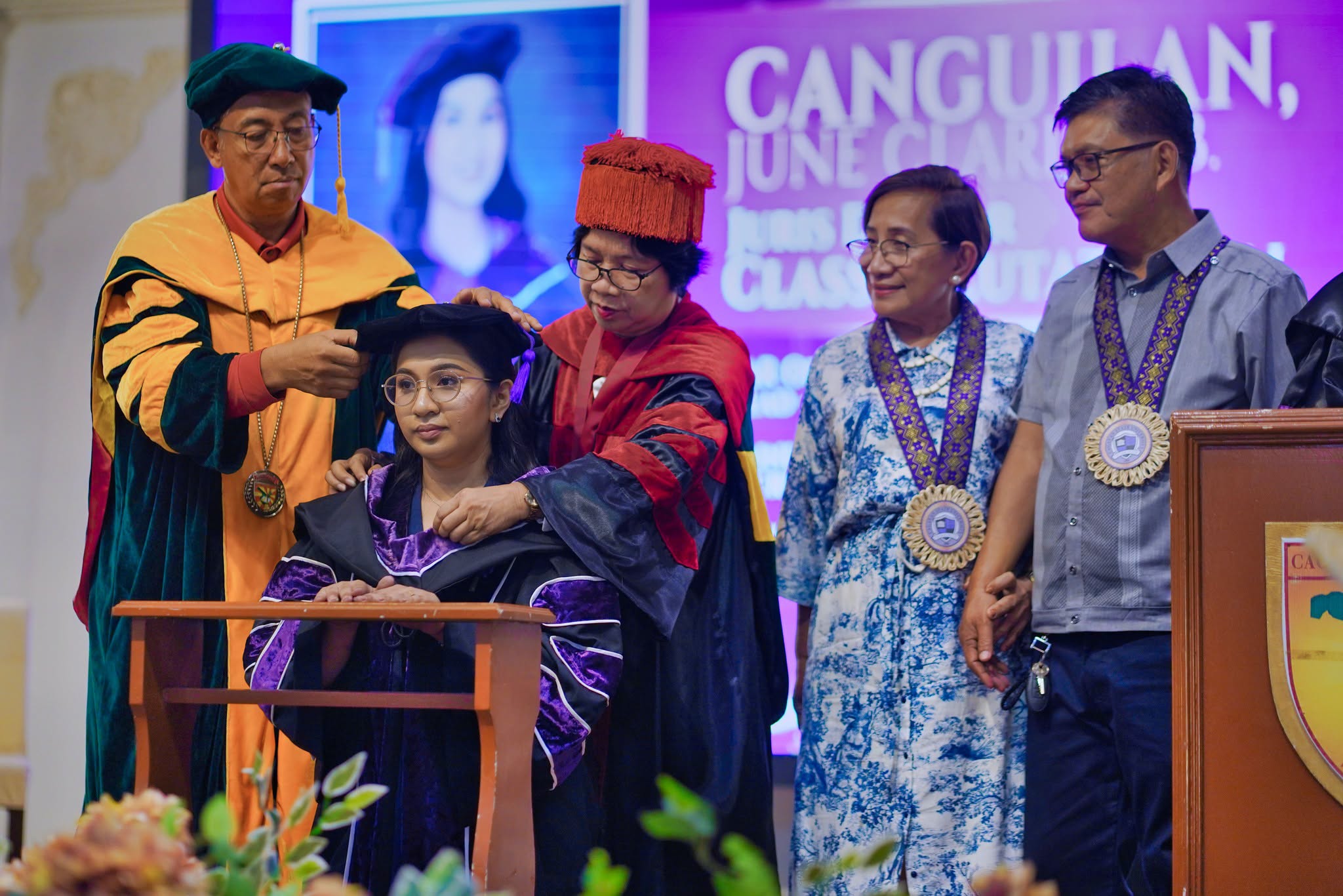 24TH-GRAD-COL-PHOTOSET photo 83
